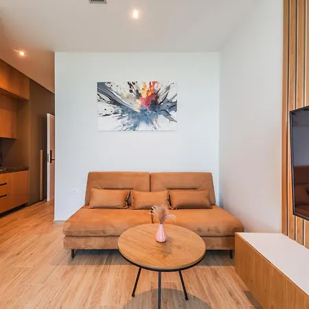 Marina Luxury By Ps Aparthotel