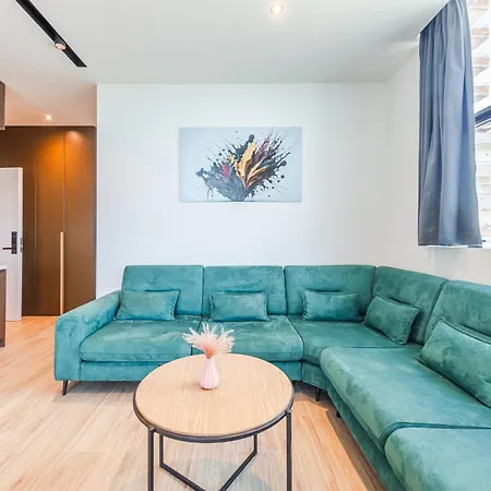 Marina Luxury By Ps Aparthotel