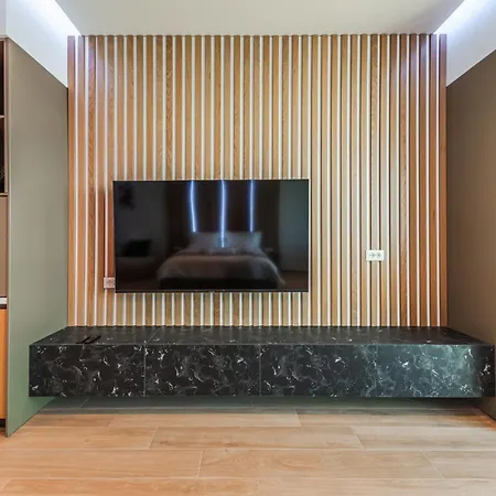 Marina Luxury By Ps Aparthotel
